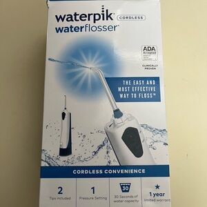 Waterpik Cordless Water Flosser in White and Blue